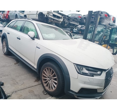 AUDI A4 Allroad (8W)