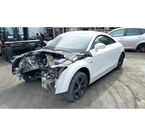 AUDI TT (8J)