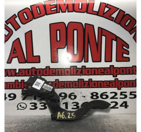 Pedale acceleratore