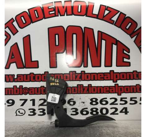 Pedale acceleratore